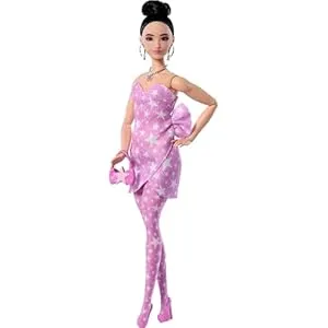 Barbie Deluxe Style Muñeca Denim Rosa con Accesorios