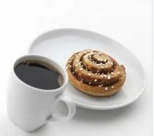 IKEA: Desayuno 1€ para miembros IKEA Family (15/05-15/06)