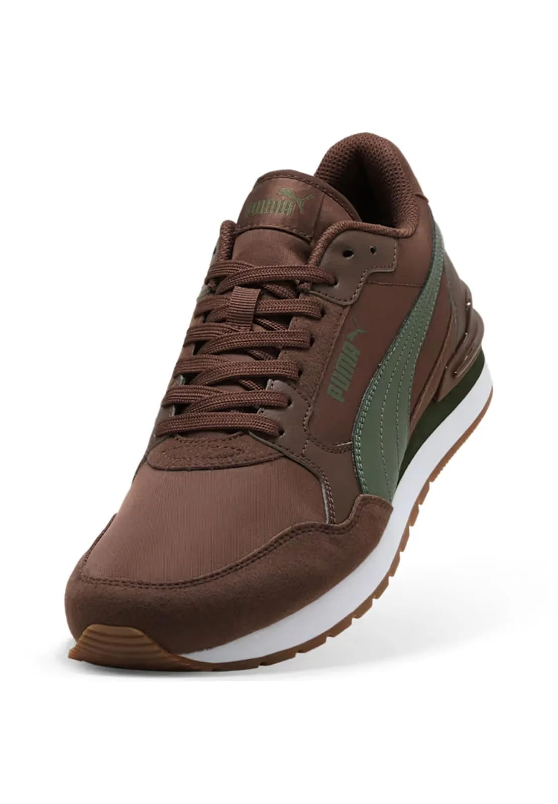 PUMA ST Runner v4 Nylon 44.5, Chestnut Brown Moss Veil White Gum Green (varias tallas)